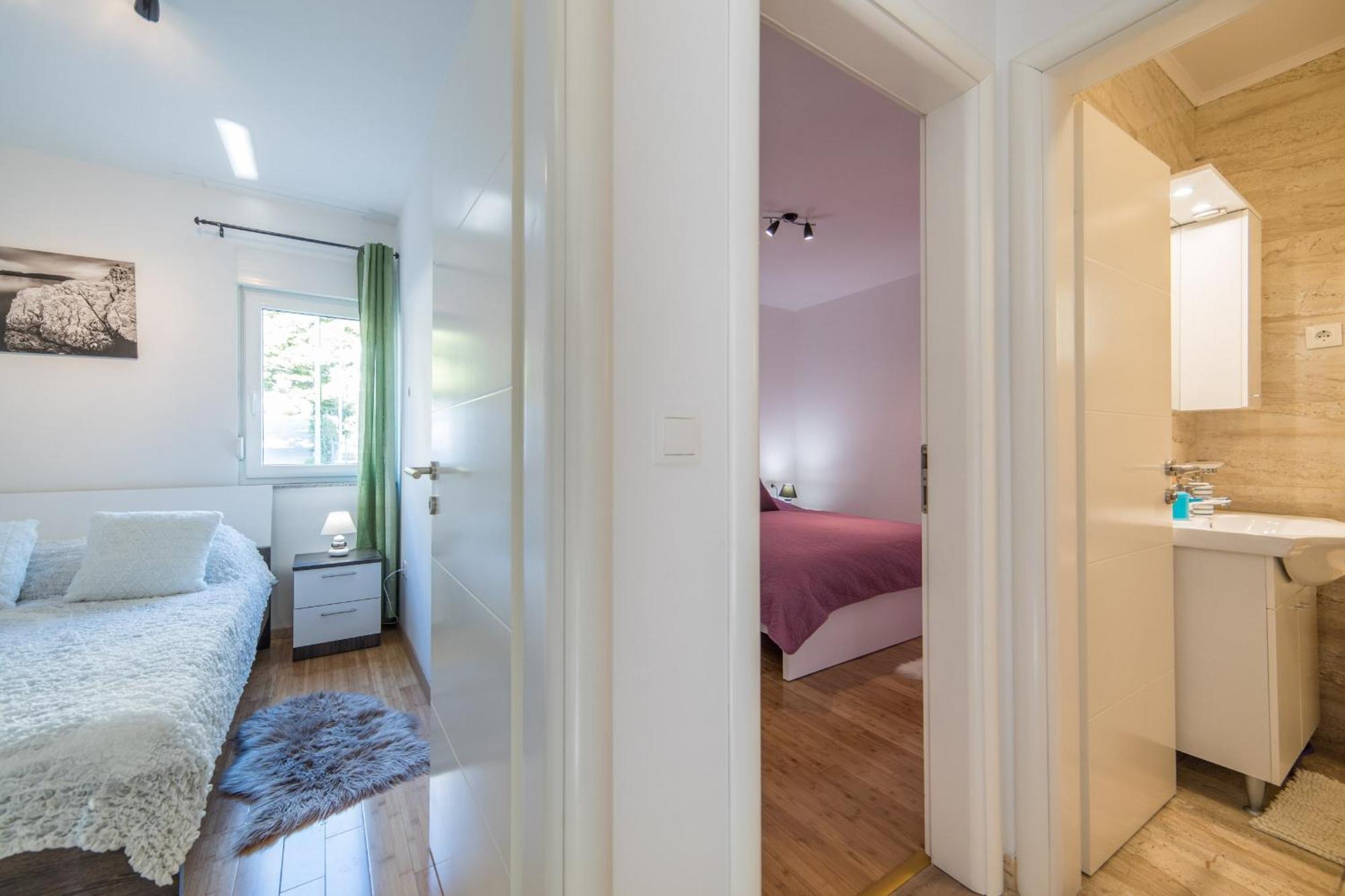 Apartments Crystal Makarska Værelse billede